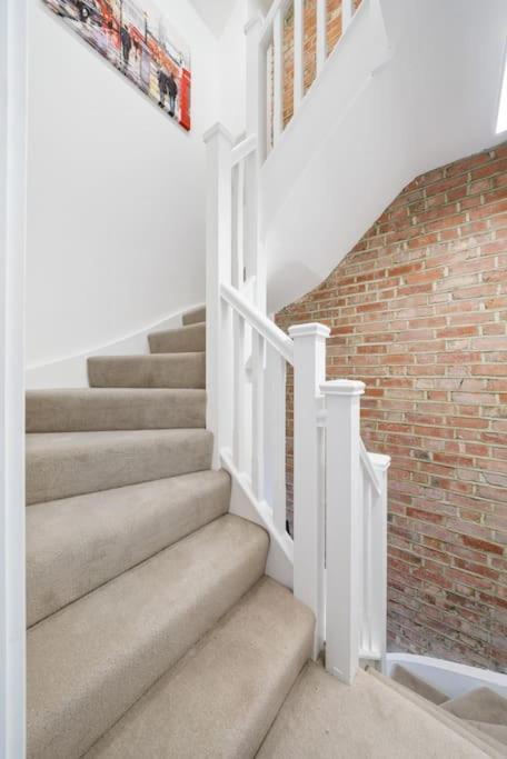 Newly Refurbished 2 Bed Flat Apartment Mill Hill Luaran gambar
